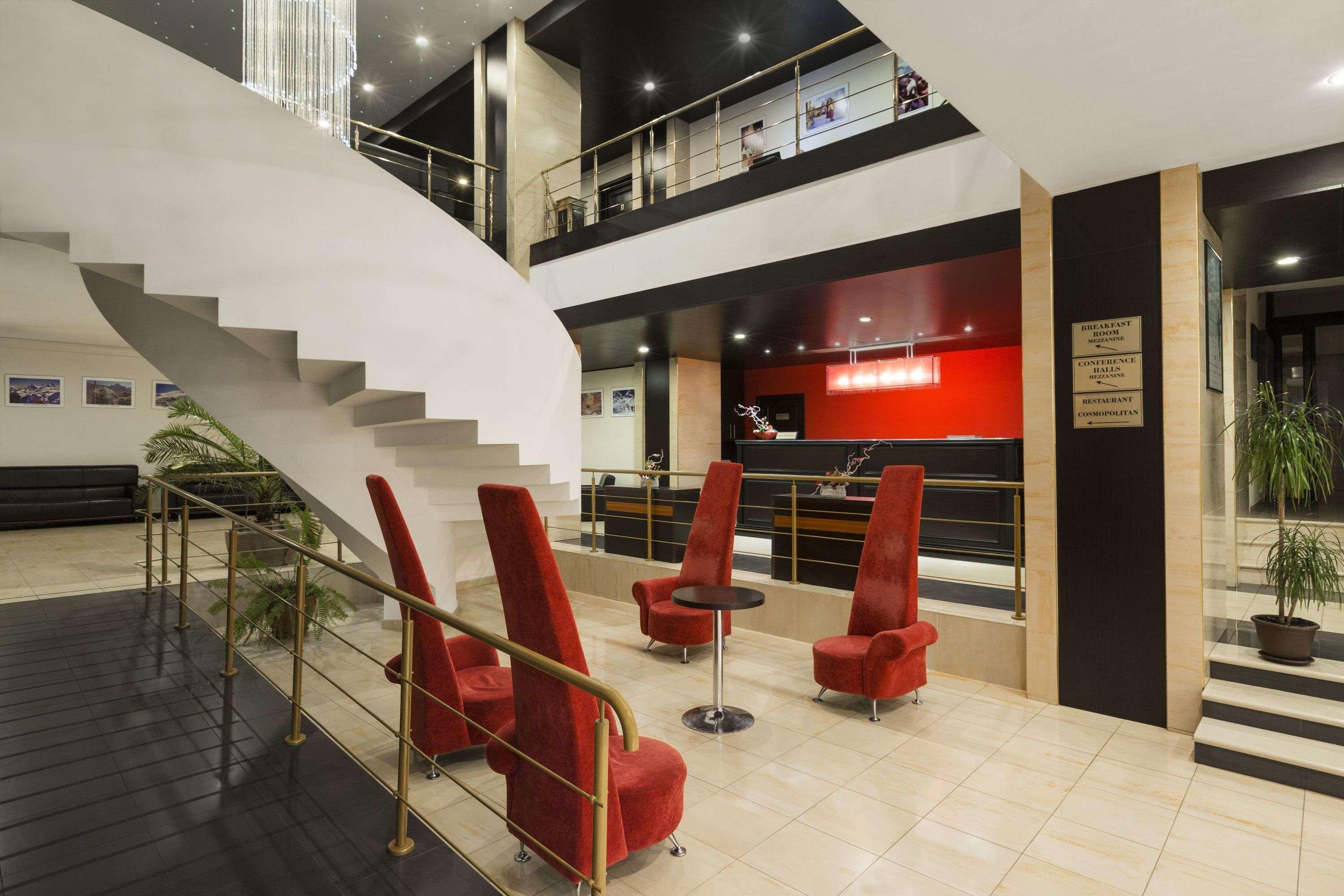 Ramada Iasi City Center Dış mekan fotoğraf