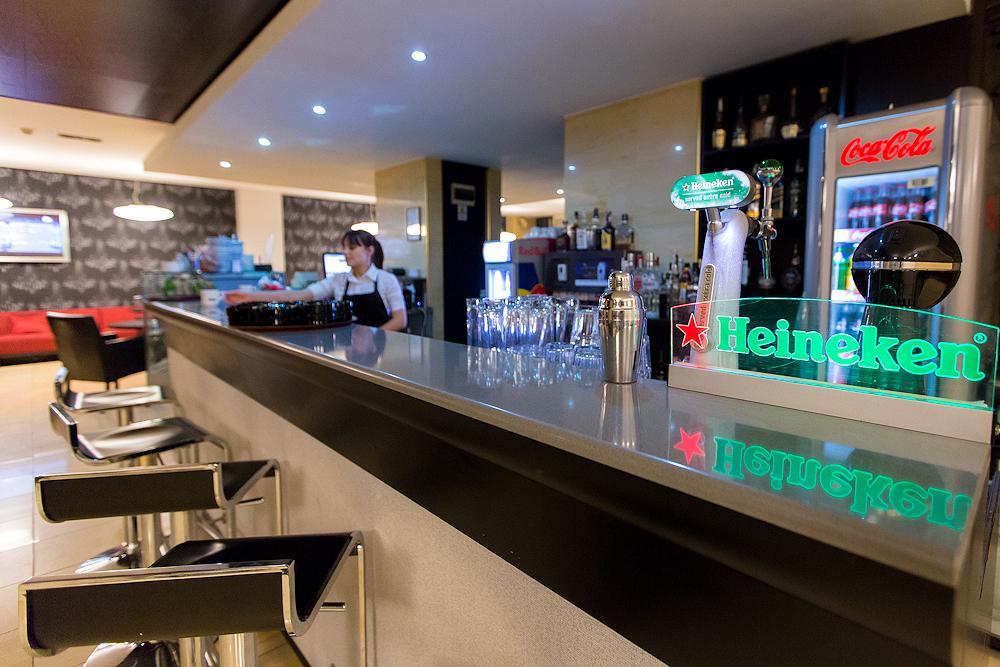 Ramada Iasi City Center Dış mekan fotoğraf
